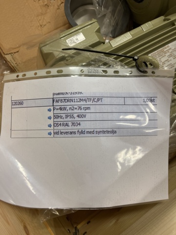 1012905-8 SEW Flat gear motor FAF87DRN112M4/TG/C/PT