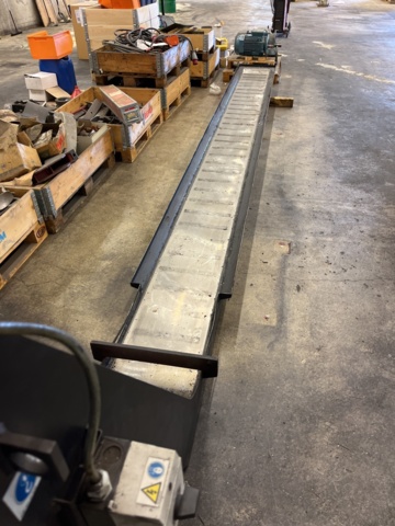 1012908-3 Chip conveyor magnetic for MAZAK year model 2015