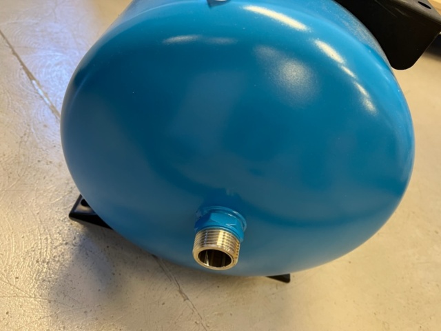 1025012-2 Hydro tank