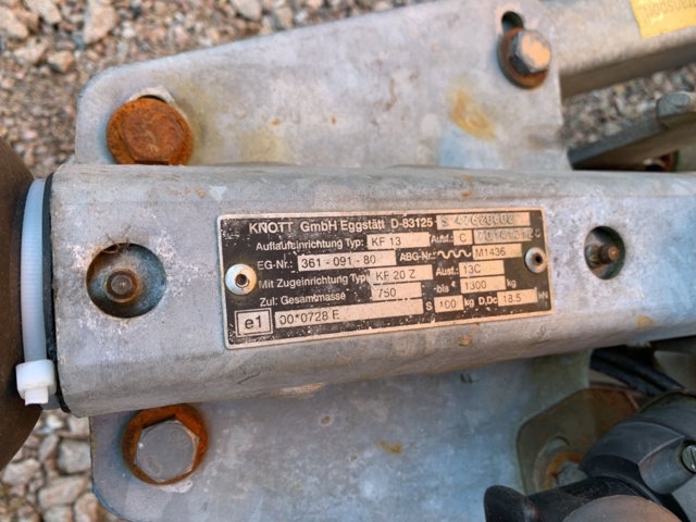 1027881-3 Cover trailer Thule 1000kg