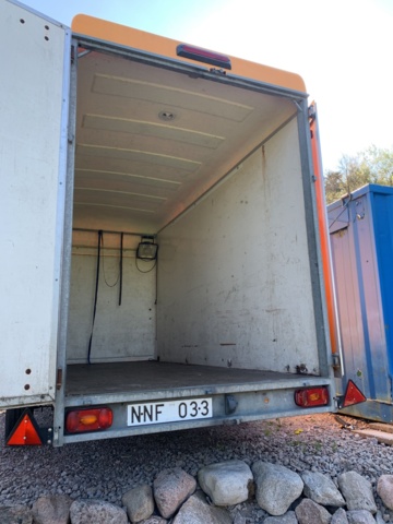 1027881-7 Cover trailer Thule 1000kg