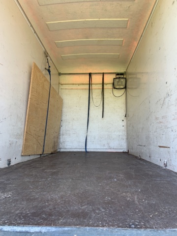 1027881-8 Cover trailer Thule 1000kg