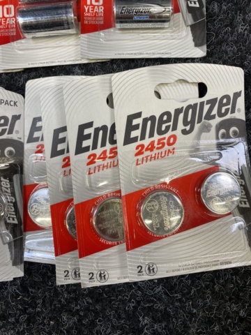 1028121-5 Assortment of batteries from Energizer