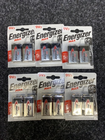 1028121-8 Assortment of batteries from Energizer