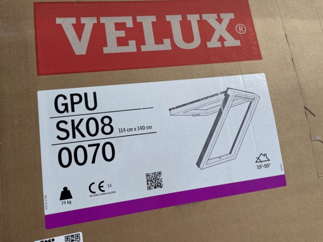 1025790-2 Velux roof window top hung 114x140