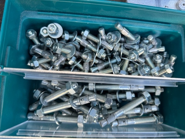 991501-3 Assortment expander bolt