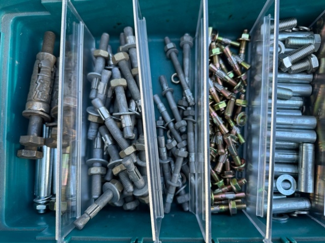 991501-5 Assortment expander bolt