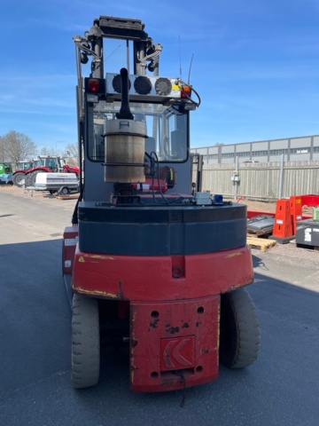 1007636-9 Counterweight truck Kalmar DCD 80-6H Freelift, - 2002