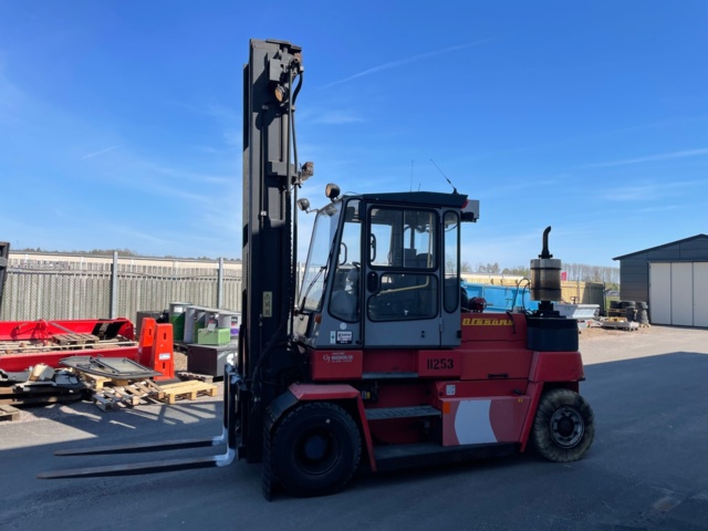 1007636-10 Counterweight truck Kalmar DCD 80-6H Freelift, - 2002