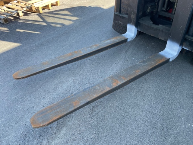 1007636-13 Counterweight truck Kalmar DCD 80-6H Freelift, - 2002