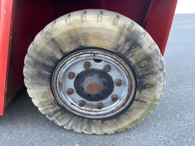 1007636-39 Counterweight truck Kalmar DCD 80-6H Freelift, - 2002