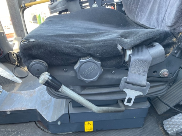 1007636-68 Counterweight truck Kalmar DCD 80-6H Freelift, - 2002