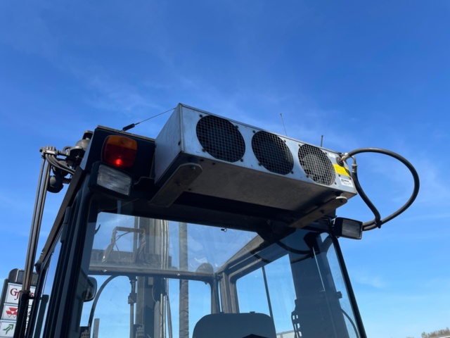 1007636-72 Counterweight truck Kalmar DCD 80-6H Freelift, - 2002