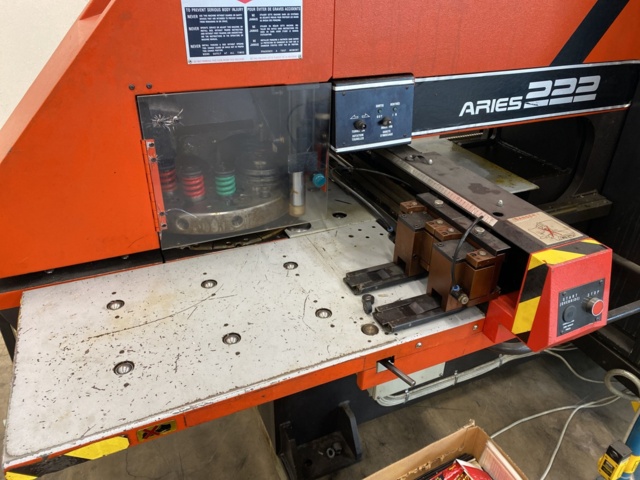 1024560-9 Punching machine Amada Aries 222