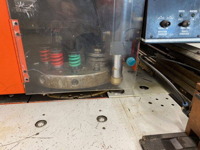 1024560-10 Punching machine Amada Aries 222