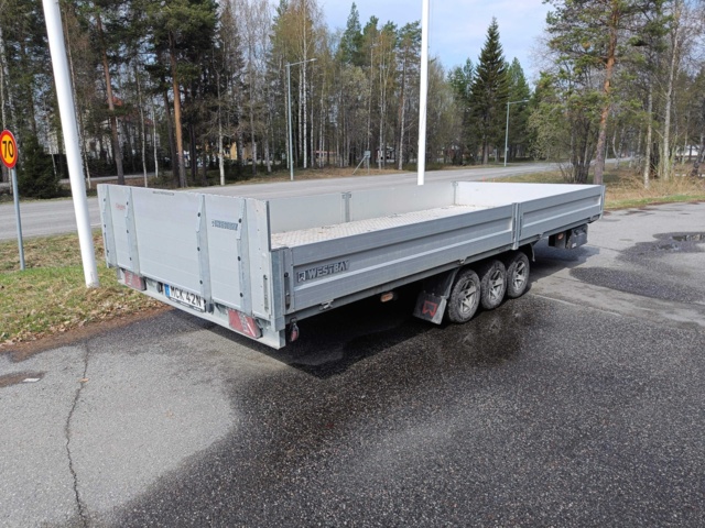 888371-3 Rejält 3-axligt släpvagn Westbay /  Adam 15 Agados 2500kg - 2020