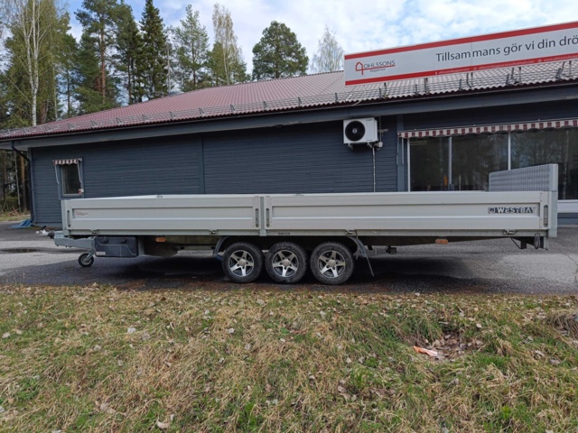 888371-6 Rejält 3-axligt släpvagn Westbay /  Adam 15 Agados 2500kg - 2020