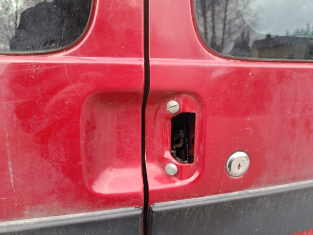 888373-28 Citroën Berlingo Van 1.9 - 2003