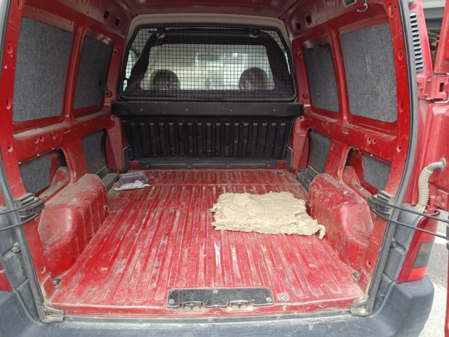 888373-29 Citroën Berlingo Van 1.9 - 2003