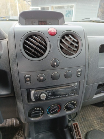 888373-38 Citroën Berlingo Van 1.9 - 2003