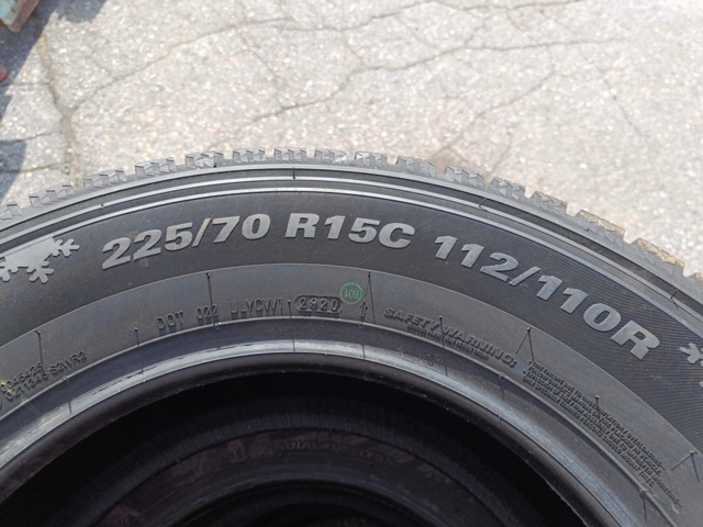 929135-5 Winter tires Kumho Winter PorTran CW11 225/70R15C - New