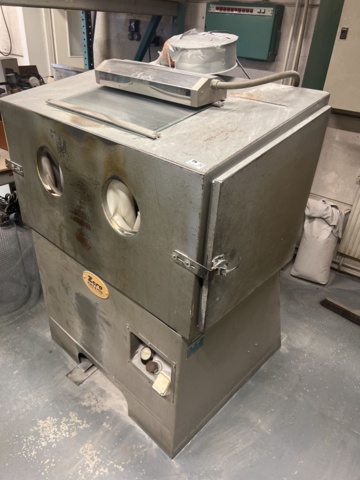 1024058-2 Blästerbox Zero Blast-N-Peen