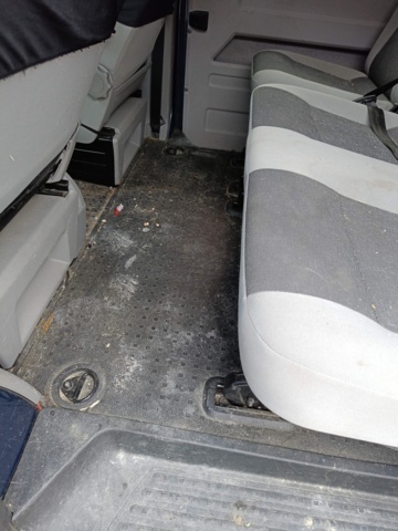 888375-39 Volkswagen Transporter Kombi T32 2.0 TDI 4Motion - 2014