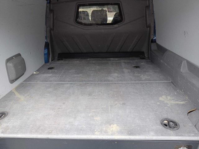 888375-45 Volkswagen Transporter Kombi T32 2.0 TDI 4Motion - 2014