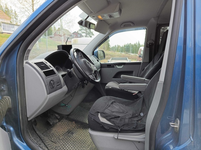 888375-57 Volkswagen Transporter Kombi T32 2.0 TDI 4Motion - 2014