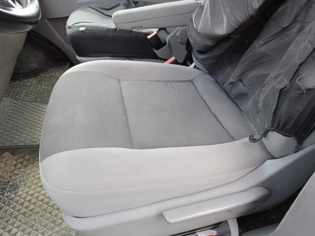 888375-58 Volkswagen Transporter Kombi T32 2.0 TDI 4Motion - 2014