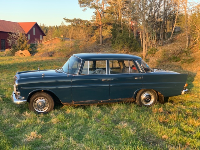 1028891-8 Mercedes-Benz 200 D - 1967