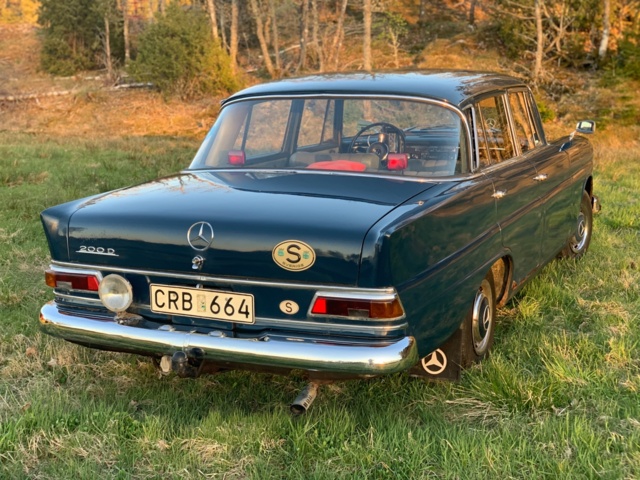 1028891-6 Mercedes-Benz 200 D - 1967