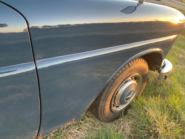 1028891-19 Mercedes-Benz 200 D - 1967