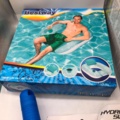 1029018-7 Assortment of pool and bath accessories - Shipping included (192)