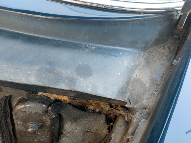 1028891-83 Mercedes-Benz 200 D - 1967