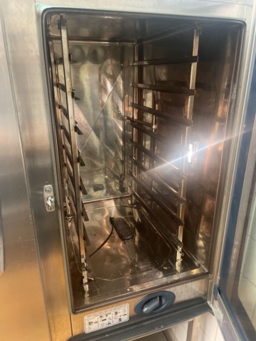 1025815-3 Oven Rational Combimaster Plus incl. stand