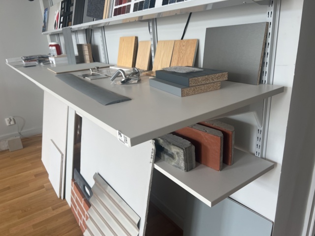 1022697-2 Shelf system shelf technology 7 sections