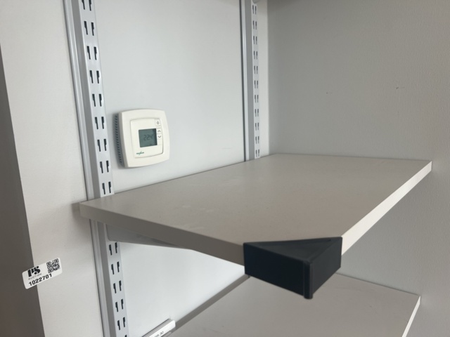1022697-3 Shelf system shelf technology 7 sections