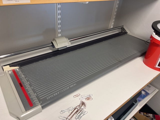 1022718-4 Various office supplies