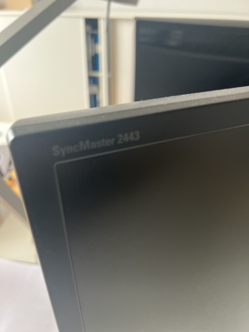 1022734-2 Monitors, 2 Samsung SyncMaster 2443