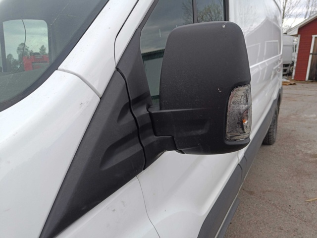 929157-28 Ford Transit 350 2.2 TDCi AWD -2015 *UPDATED*