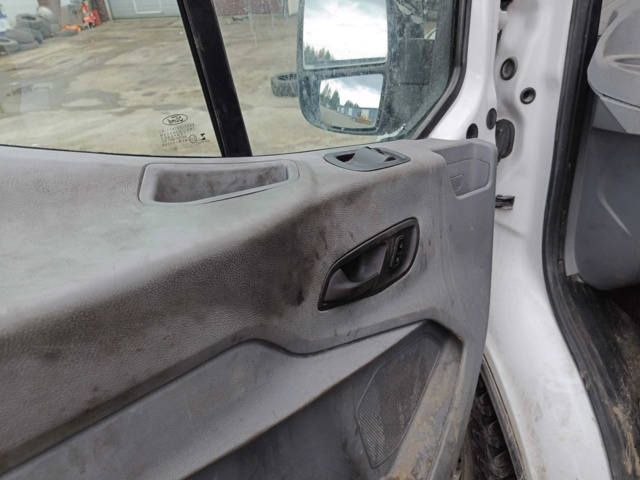 929157-81 Ford Transit 350 2.2 TDCi AWD -2015 *UPDATED*