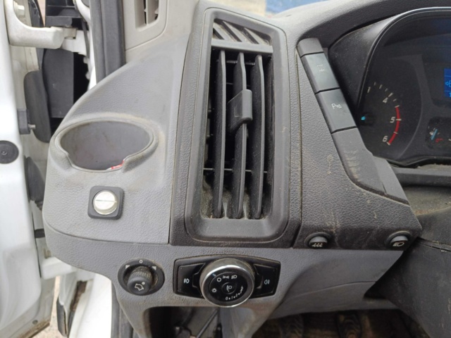 929157-90 Ford Transit 350 2.2 TDCi AWD -2015 *UPDATED*