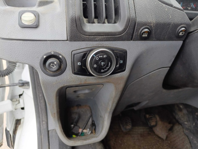 929157-91 Ford Transit 350 2.2 TDCi AWD -2015 *UPDATED*