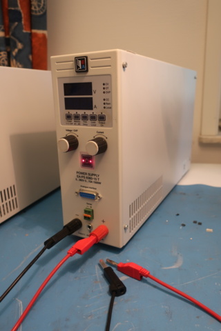 954770-2 Laboratory power supply, EA-PSI 8360-15 T