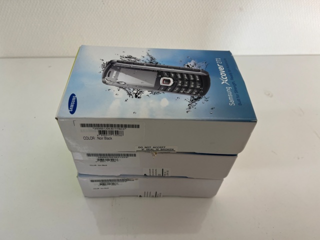 704148-7 Samsung Xcover 271 3pcs