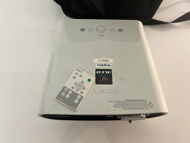 732992-1 Projector Sony VPL-EX50