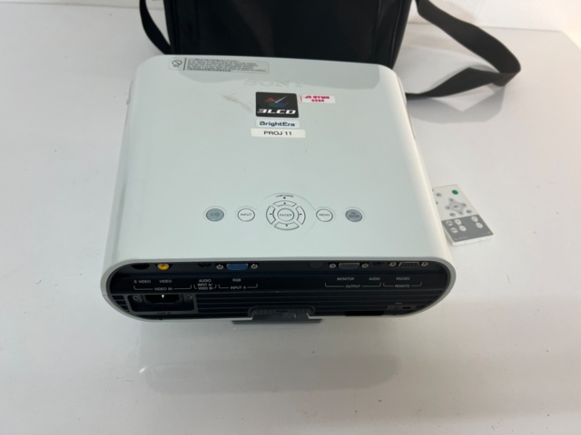 732992-6 Projector Sony VPL-EX50