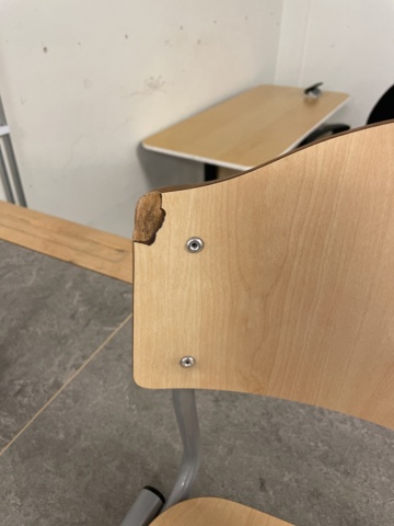 1023238-8 Skolbänkar med stolar, ca 16 stycken