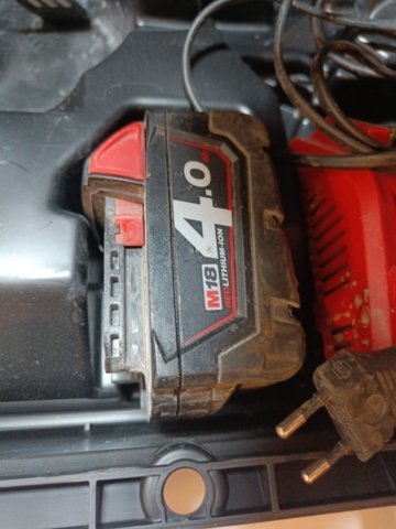 929159-8 Jigsaw & Angle Grinder Milwaukee